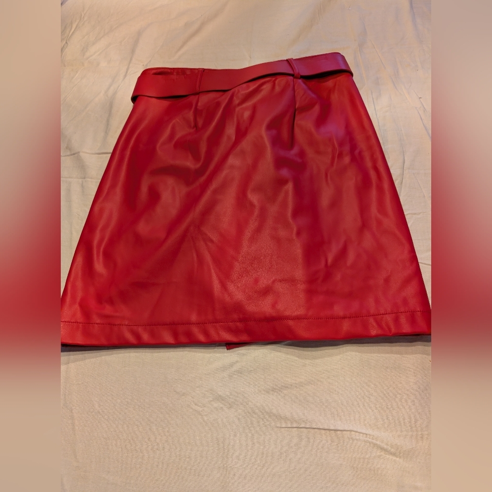 💥SALE💥Tristan Vibrant Red Midi Skirt - Picture 5 of 5